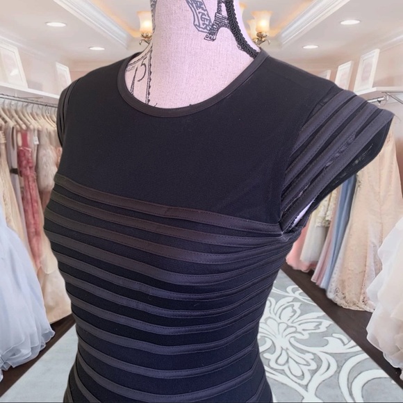 Elegant mermaid 🧜♀️ dress SMALL - Picture 7 of 10